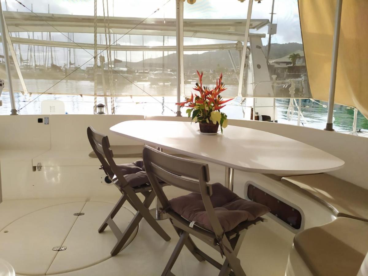 Imagine972 Martinique Bateau Hotel A Quai Le Marin 3 Cabines 3 Salles De Bains 6 Pers Maxi Buitenkant foto